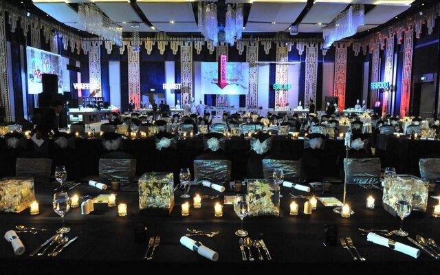 The Stones - Legian, Bali - Marriott Autograph Collection Hotel