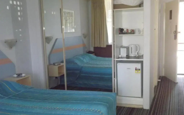 Golden Sands Motor Inn Forster