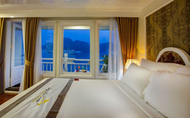Signature Royal Halong Cruise