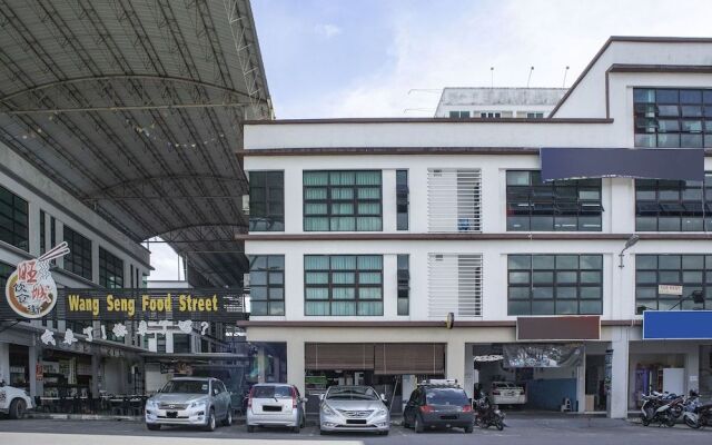 SPOT ON 90390 Hostel Solution