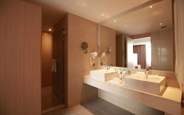 Citadines Connect Airport Jakarta