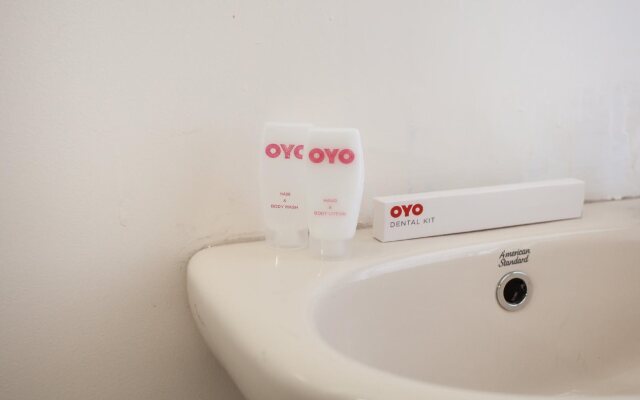 Lg Residence By OYO Rooms