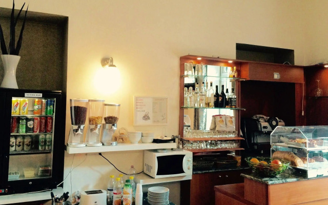 Hotel Atena