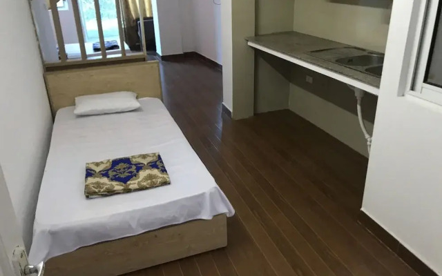 Oyo 442 Holiday Hotel