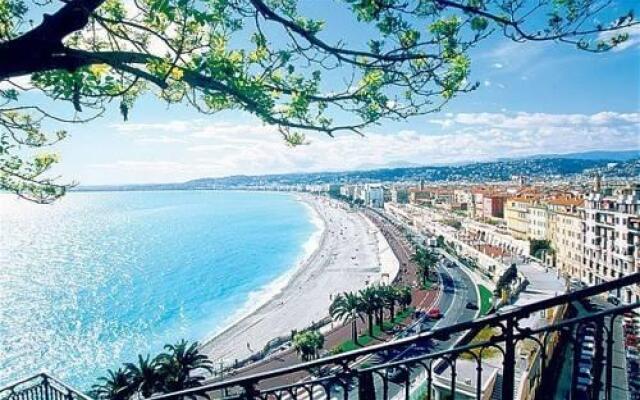 Appartement Standing a 50m de la mer