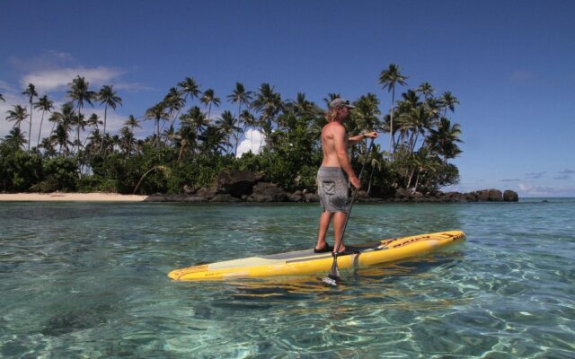 Waruka Bay Resort