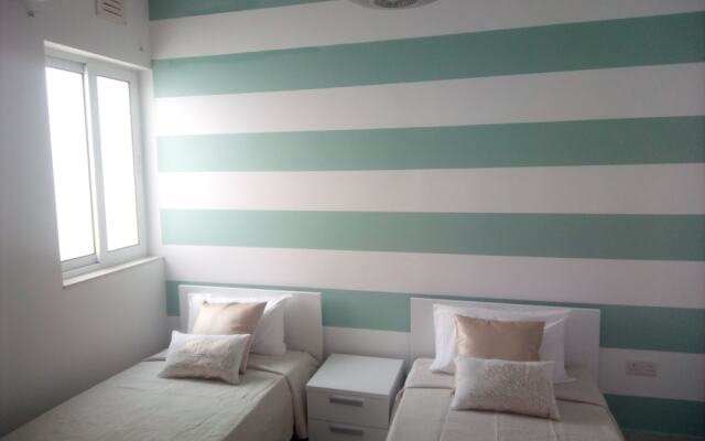 The Edge Apartment