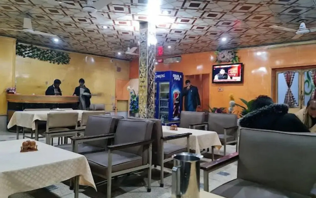 Hotel Spogmay & Kehkeshan Restaurent