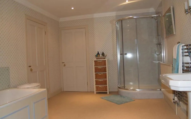Abbotshaw House - Farm B&B
