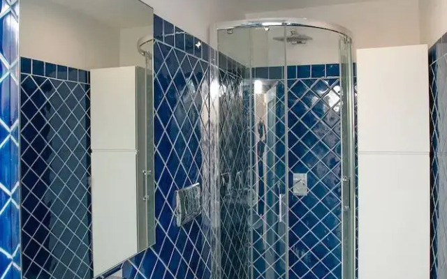 Rooftop Luxury Apartment