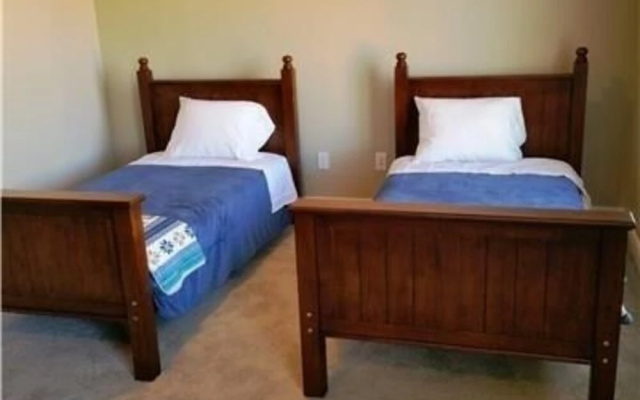 Zion Get-a-way 3 Bedroom Apts