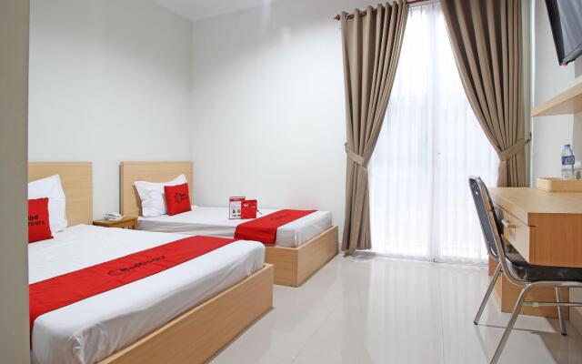 RedDoorz near AMIKOM Yogyakarta