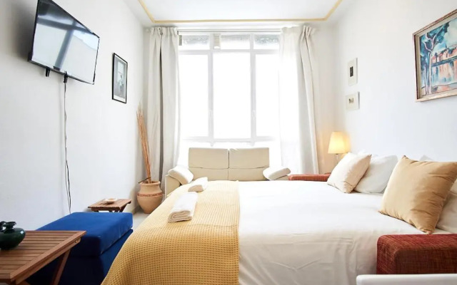 San Jacinto Triana Suite by Valcambre