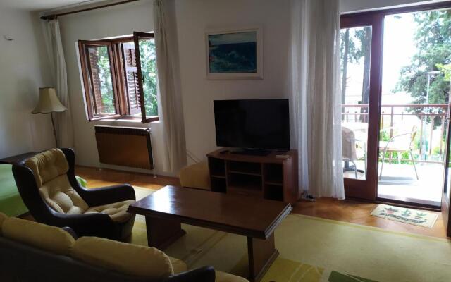 Vuksanovic Apartment