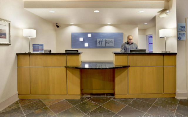 Holiday Inn Express Monterey-Cannery Row by IHG