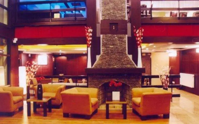 Quality Inn River Country Resort
