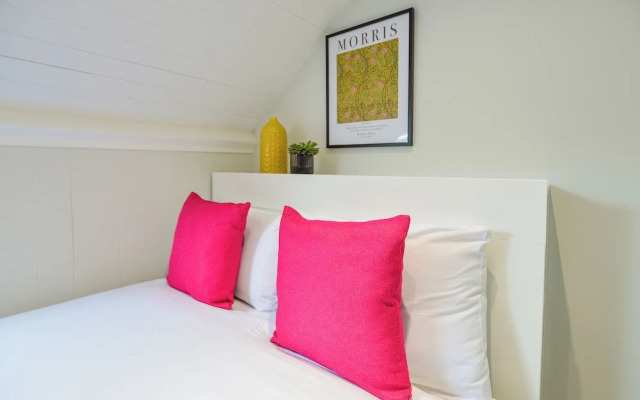 Split Level Studio at West Hampstead