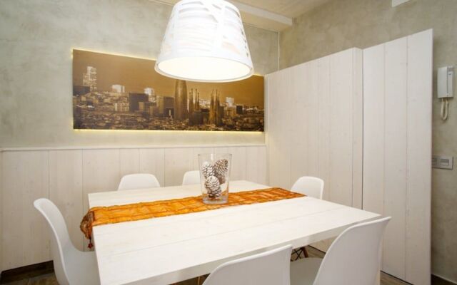 BarcelonaForRent Market Suites