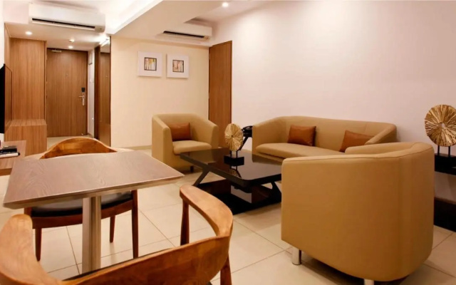 Hotel Dwarkamai