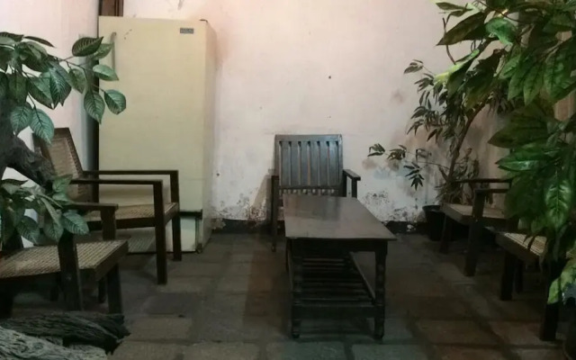 Olde Empire Hotel