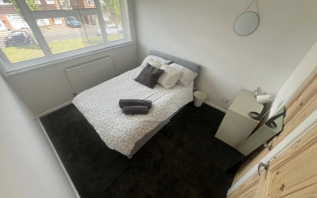 Charming 3-bed House in Leighton Buzzard