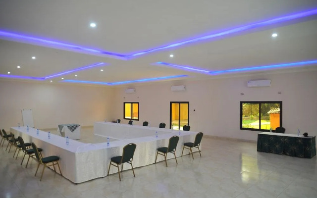 Anina's Executive Lodge