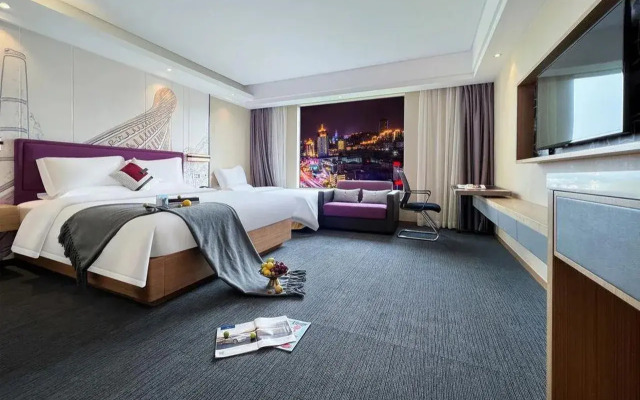 ECHIC HL (Guangzhou Zhujiang New Town Huashi Metro Station Branch)