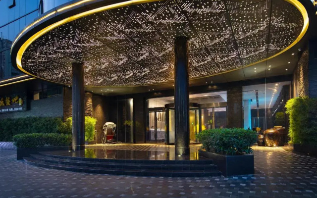 Paco Ya Hotel (Zhanjiang Guomao People's Square)