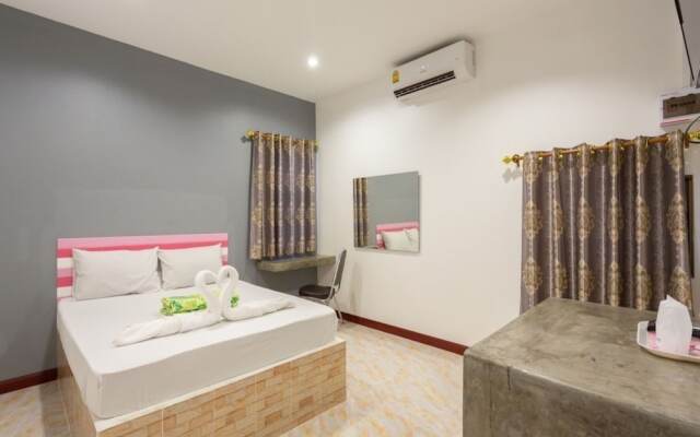 OYO 75487 Prang Thip 306 Resort