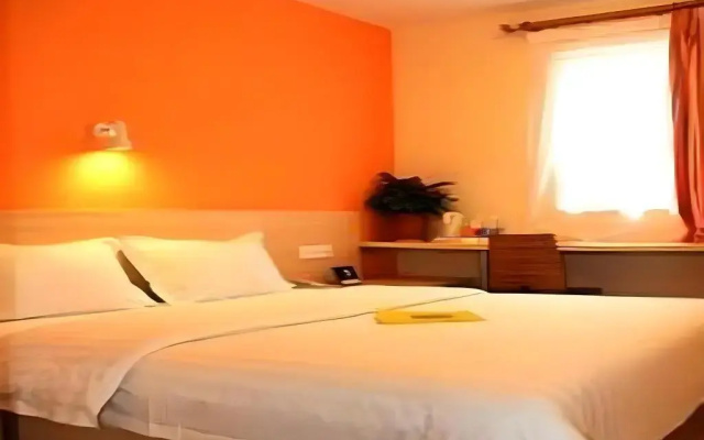 7 Days Holiday Hotel (Guiyang Gaicha Avenue Zhongshan Middle Road)