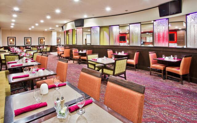 Crowne Plaza Anchorage Midtown by IHG