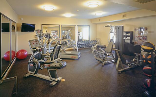 Candlewood Suites Fort Collins by IHG