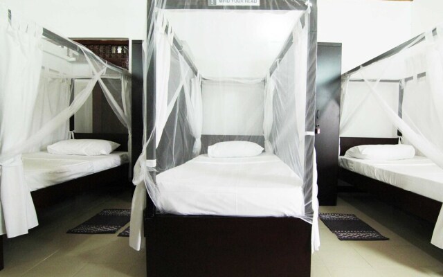 2in1 Kandy Hostel Homestay