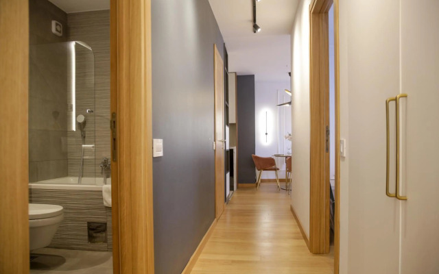 Supernova Royal Residence