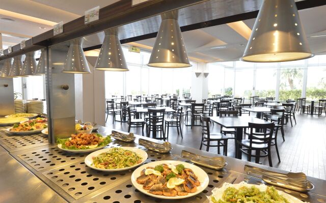 Royal View Hotel Churaumi