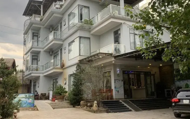 Panaroma Hotel - Vong Canh Villa