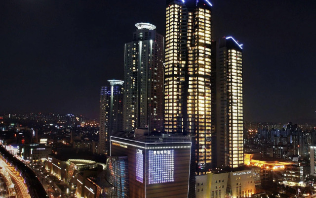 The Classic 500 Pentaz Executive Residence