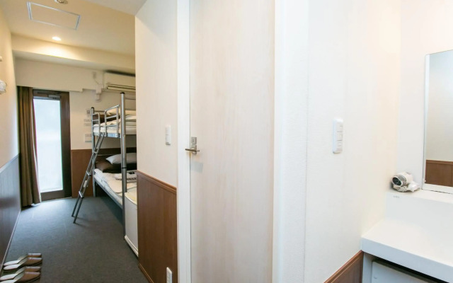 Oak Hotel Edo - Hostel