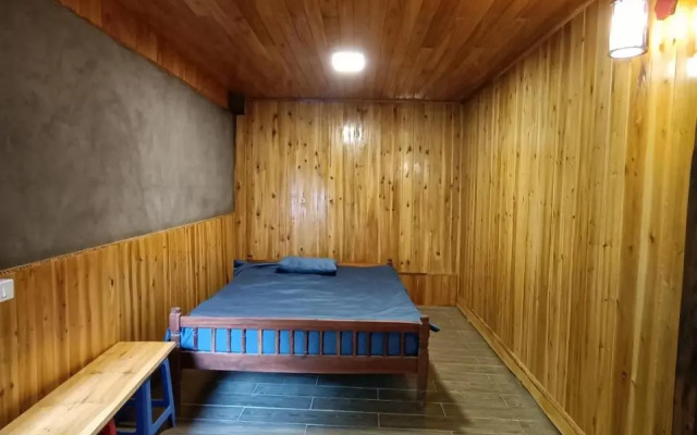 Ta Phin Homestay