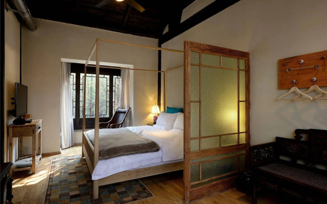 Blossom Hill Inn Lijiang Skyland