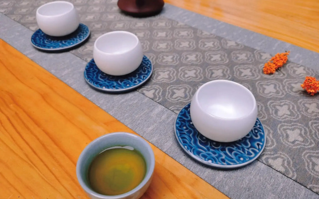 Chengdu Wenjun courtyard Hotel