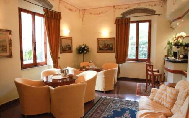Hotel Tirreno
