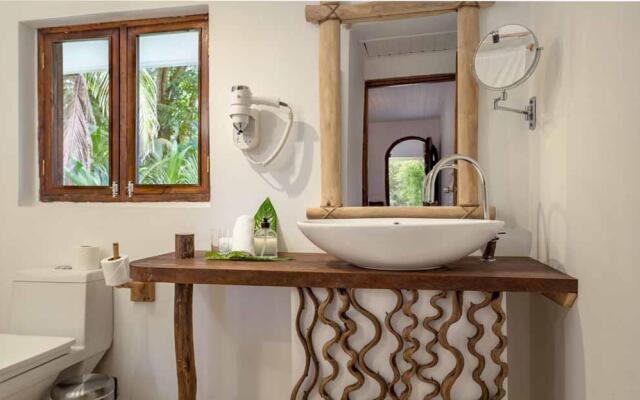 Bliss Hotel Praslin