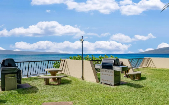 Napili Point B37, Napili