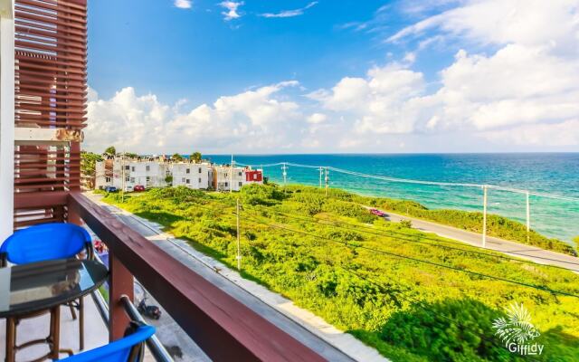 Deep Blue Condos - 103