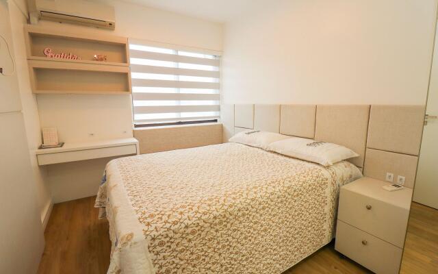 Excelente apto em condomínio frente mar - BX01I