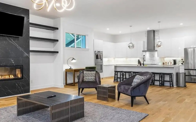 Modern Elegance in Charlotte