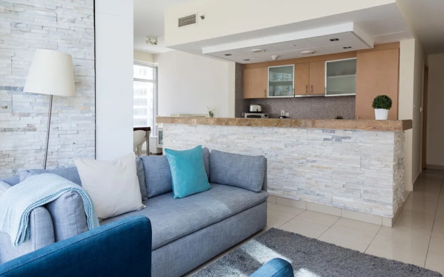Deluxe Holiday Homes - Fairfield Tower