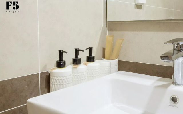 F5 Saigon Luxury Studio