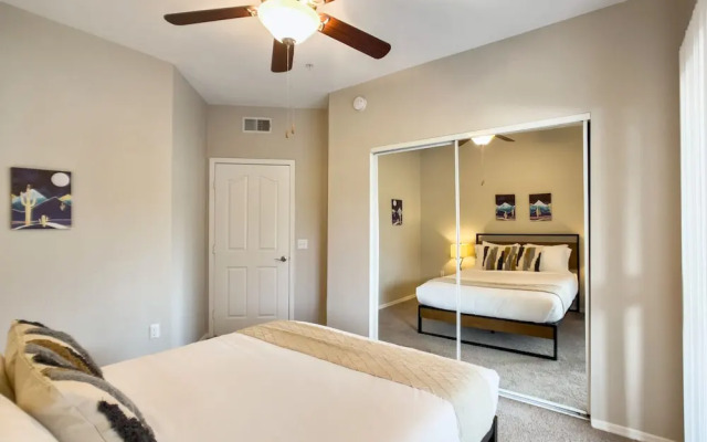 CozySuites at Kierland Commons